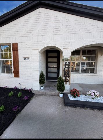 1510 Lackland Street, Arlington, TX 76010