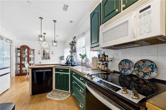 2220 Stockton Walk Lane, Snellville, GA 30078