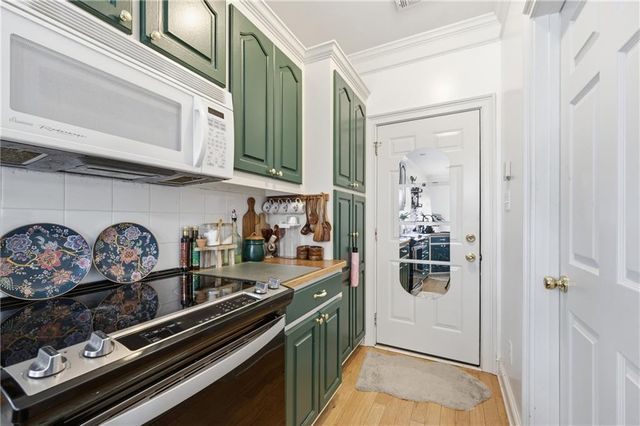 2220 Stockton Walk Lane, Snellville, GA 30078