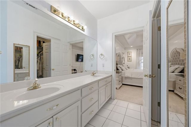 2220 Stockton Walk Lane, Snellville, GA 30078