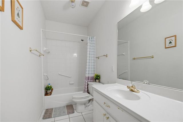 2220 Stockton Walk Lane, Snellville, GA 30078