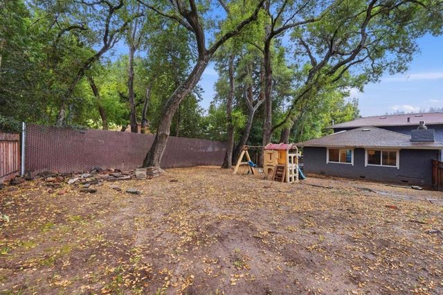 4 Bluehill Court, Scotts Valley, CA 95066