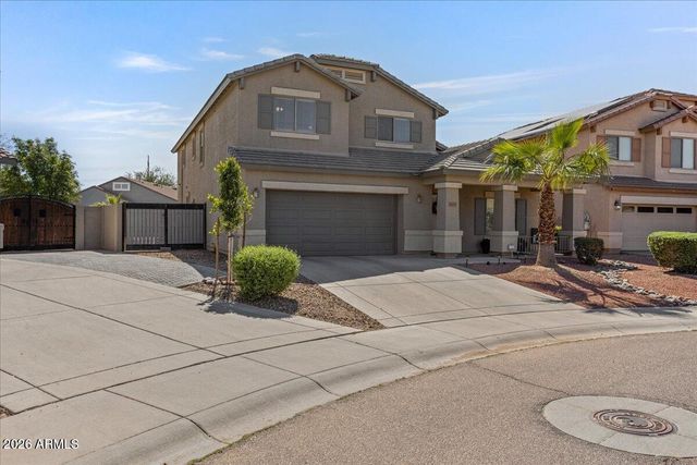 10335 W SOUTHGATE Avenue, Tolleson, AZ 85353
