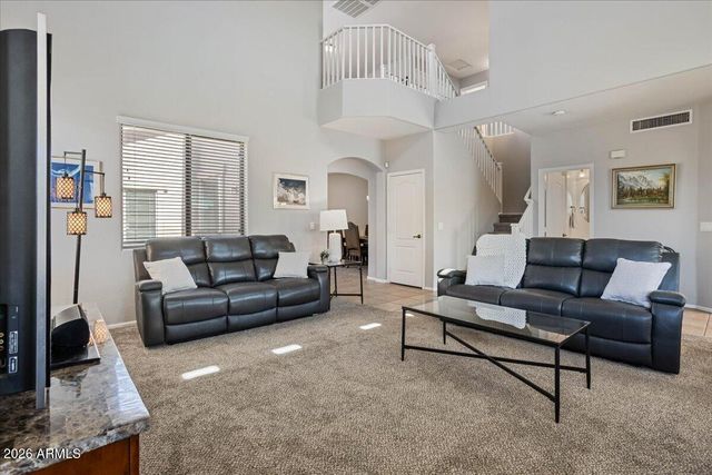 10335 W SOUTHGATE Avenue, Tolleson, AZ 85353