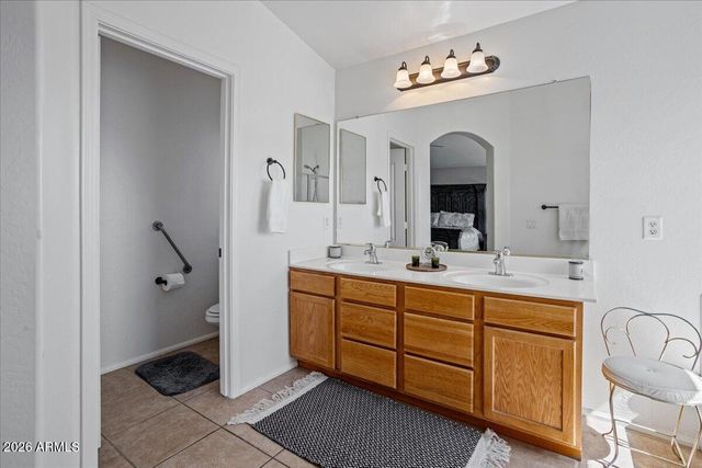 10335 W SOUTHGATE Avenue, Tolleson, AZ 85353