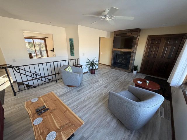 1303 Wexford Drive, Waunakee, WI 53597