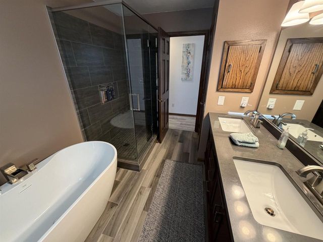 1303 Wexford Drive, Waunakee, WI 53597