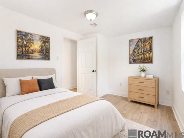 2255 Urquhart Street, New Orleans, LA 70117