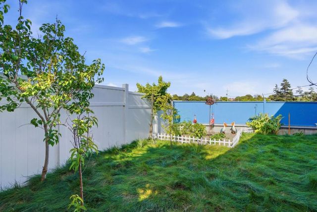 150 Kern Street, Salinas, CA 93905