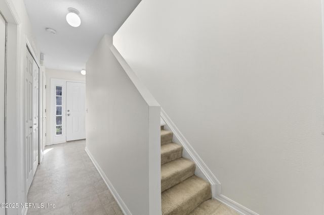 3762 VERDE GARDENS Circle, Jacksonville, FL 32218