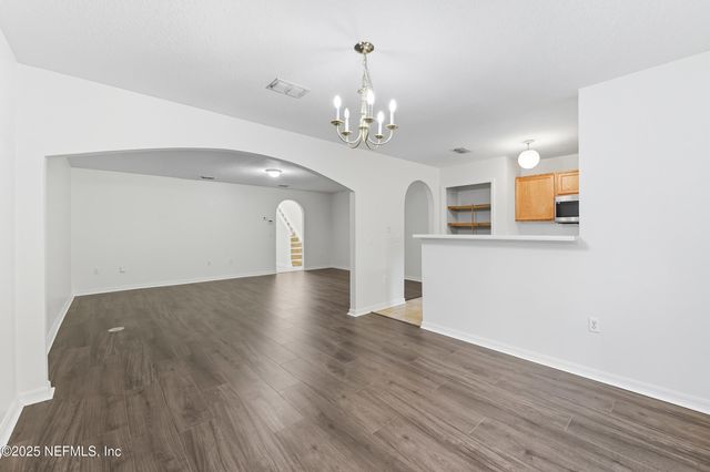 3762 VERDE GARDENS Circle, Jacksonville, FL 32218