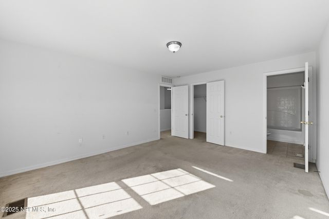 3762 VERDE GARDENS Circle, Jacksonville, FL 32218