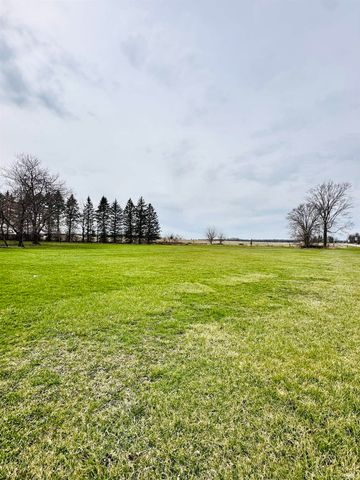 4302 S US Highway 33, Albion, IN 46701