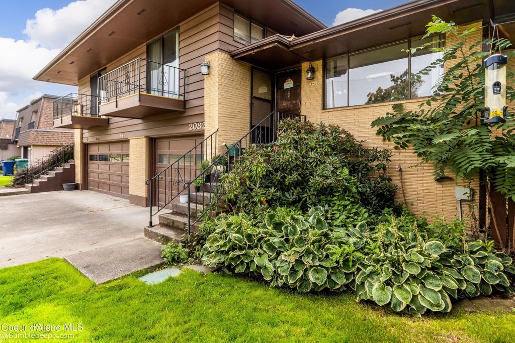 2080 W Fairway DR, Coeur d'Alene, ID 83815 photo 4