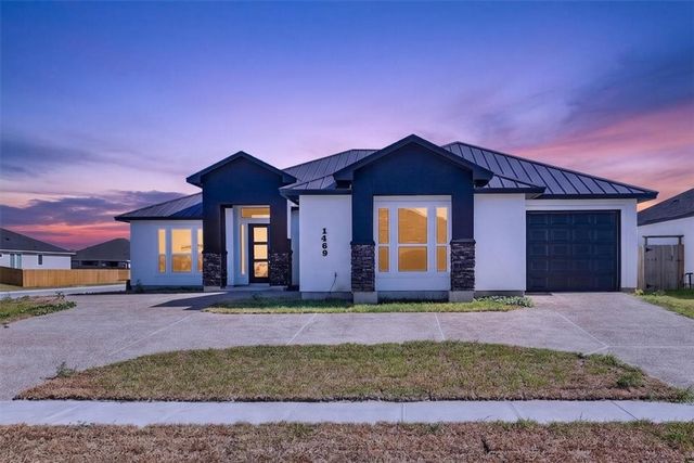 1469 Dragonstone Ct, Corpus Christi, TX 78415