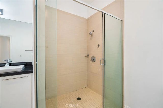 230 S Jackson 309, Glendale, CA 91205