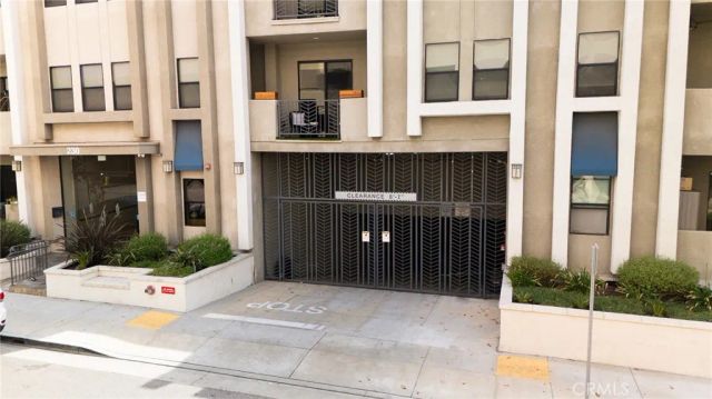 230 S Jackson 309, Glendale, CA 91205