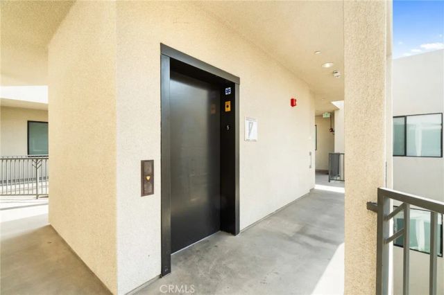 230 S Jackson 309, Glendale, CA 91205