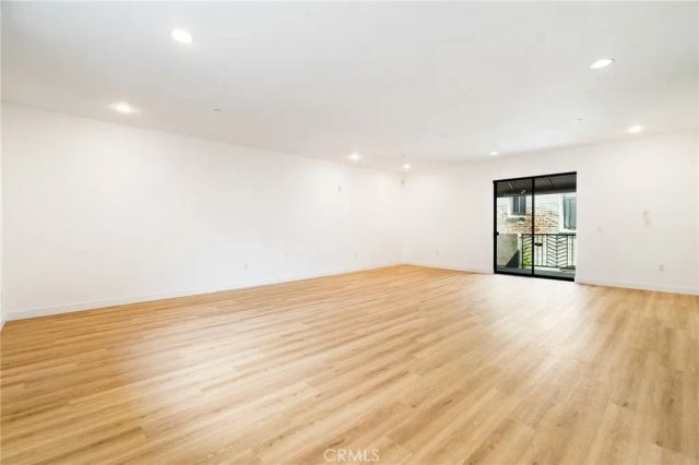 230 S Jackson 309, Glendale, CA 91205