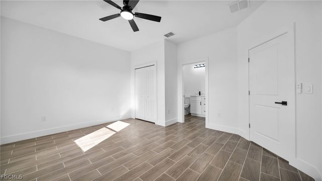 4991 Fairway CT, Lehigh Acres, FL 33973