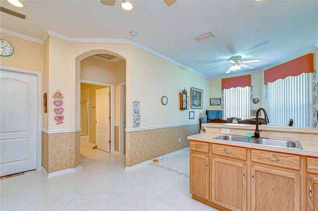 6073 SANDHILL RIDGE DRIVE, Lithia, FL 33547