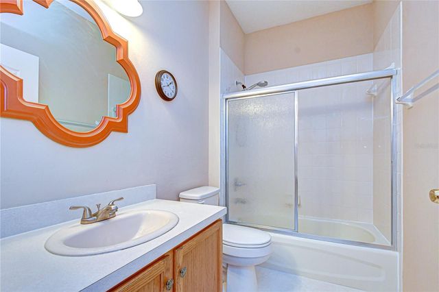 6073 SANDHILL RIDGE DRIVE, Lithia, FL 33547