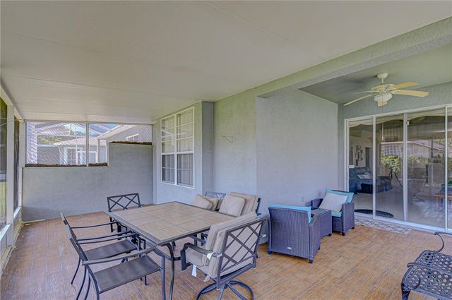 6073 SANDHILL RIDGE DRIVE, Lithia, FL 33547