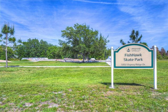 6073 SANDHILL RIDGE DRIVE, Lithia, FL 33547