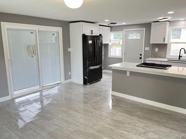 3730 W Kaul AVENUE, Milwaukee, WI 53209