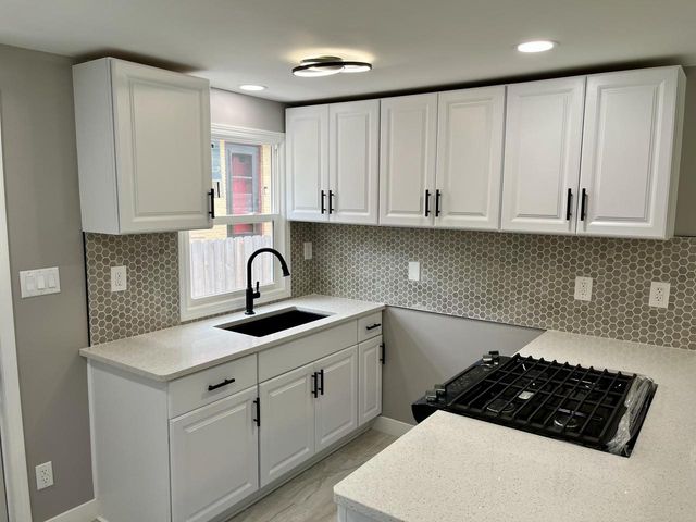 3730 W Kaul AVENUE, Milwaukee, WI 53209