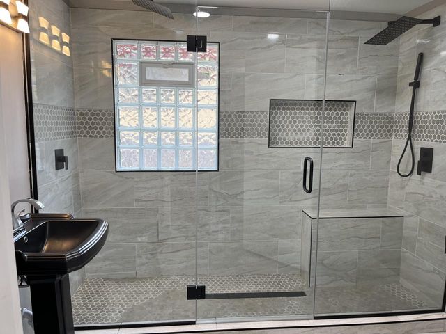 3730 W Kaul AVENUE, Milwaukee, WI 53209