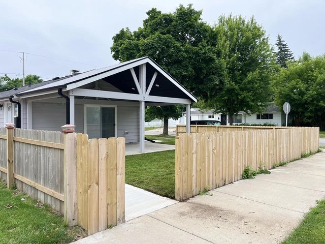 3730 W Kaul AVENUE, Milwaukee, WI 53209