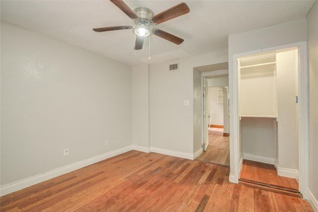911 Wooding Street, Houston, TX 77011