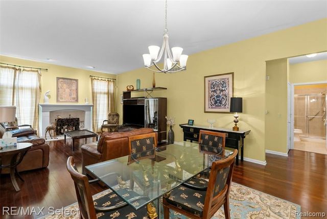 5664 Murphy Court, Warren, MI 48092