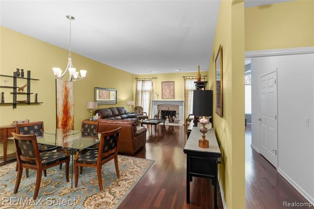 5664 Murphy Court, Warren, MI 48092