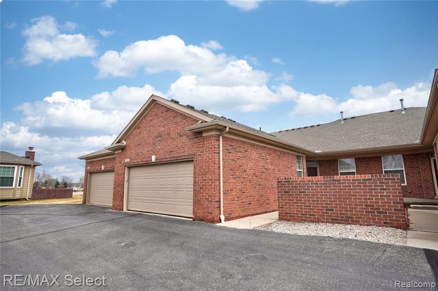 5664 Murphy Court, Warren, MI 48092