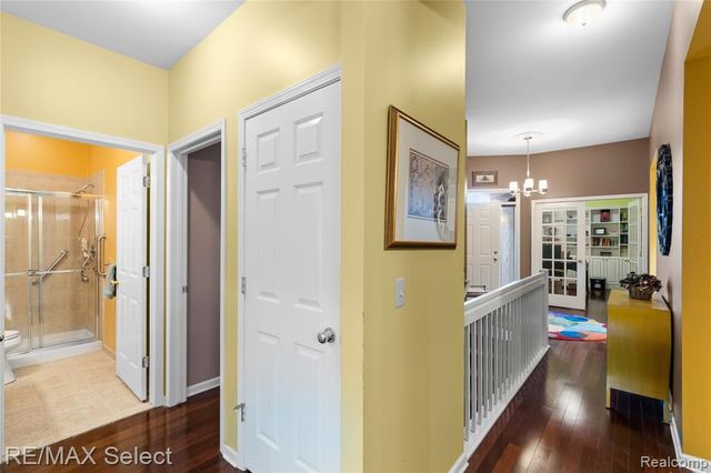 5664 Murphy Court, Warren, MI 48092