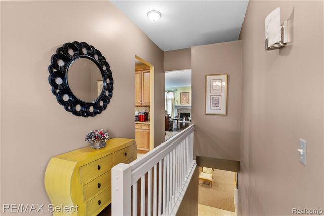 5664 Murphy Court, Warren, MI 48092