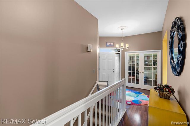 5664 Murphy Court, Warren, MI 48092