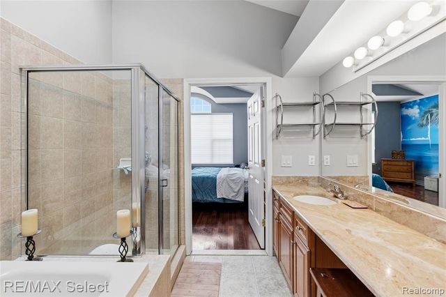 5664 Murphy Court, Warren, MI 48092