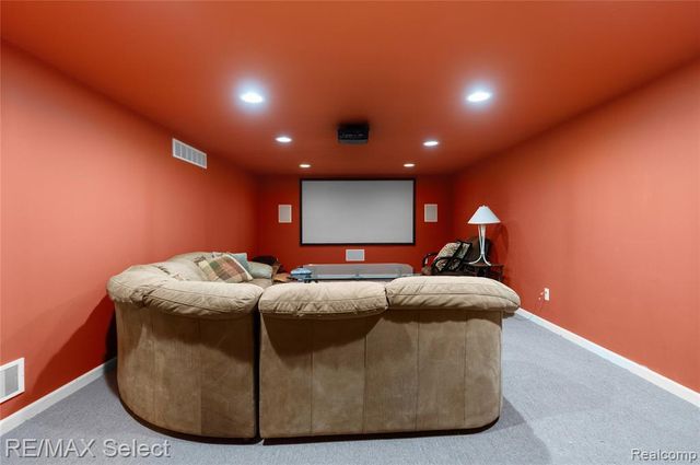 5664 Murphy Court, Warren, MI 48092