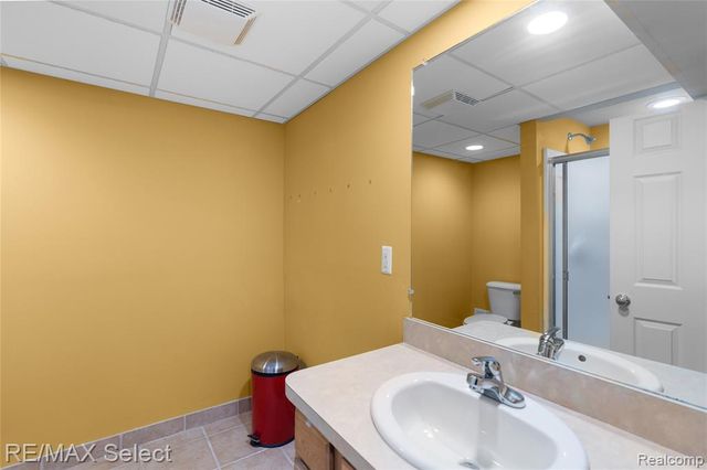 5664 Murphy Court, Warren, MI 48092