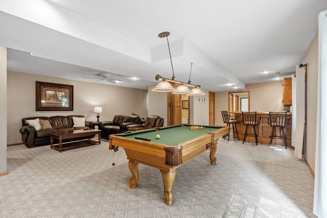6427 Deerwood Lane, Lino Lakes, MN 55014