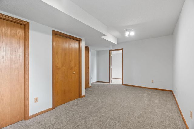 6427 Deerwood Lane, Lino Lakes, MN 55014
