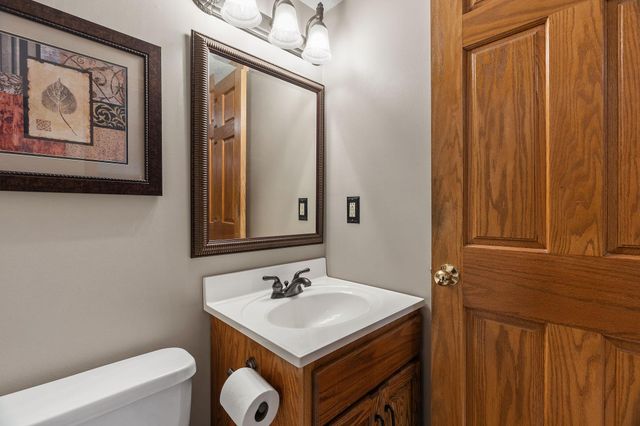 6427 Deerwood Lane, Lino Lakes, MN 55014