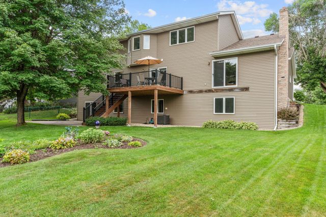 6427 Deerwood Lane, Lino Lakes, MN 55014