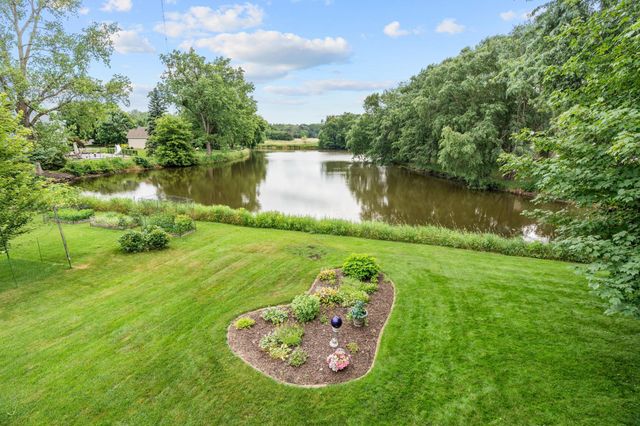 6427 Deerwood Lane, Lino Lakes, MN 55014