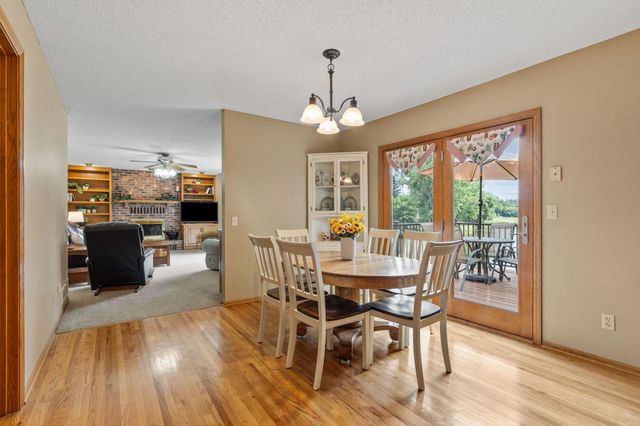 6427 Deerwood Lane, Lino Lakes, MN 55014