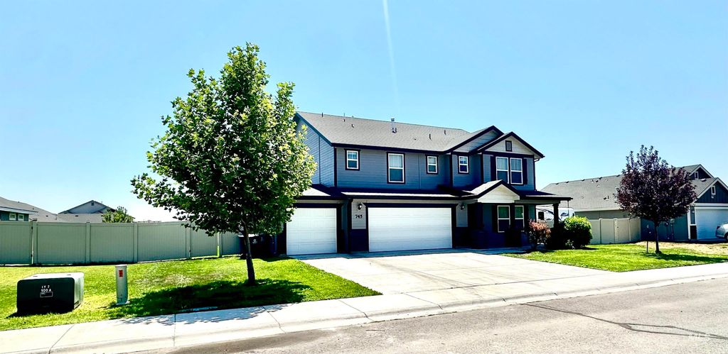 745 SW Inby, Mountain Home, ID 83647 photo 2