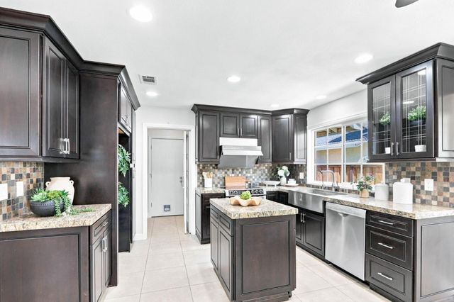 3430 Whitehall Court, Pleasanton, CA 94588